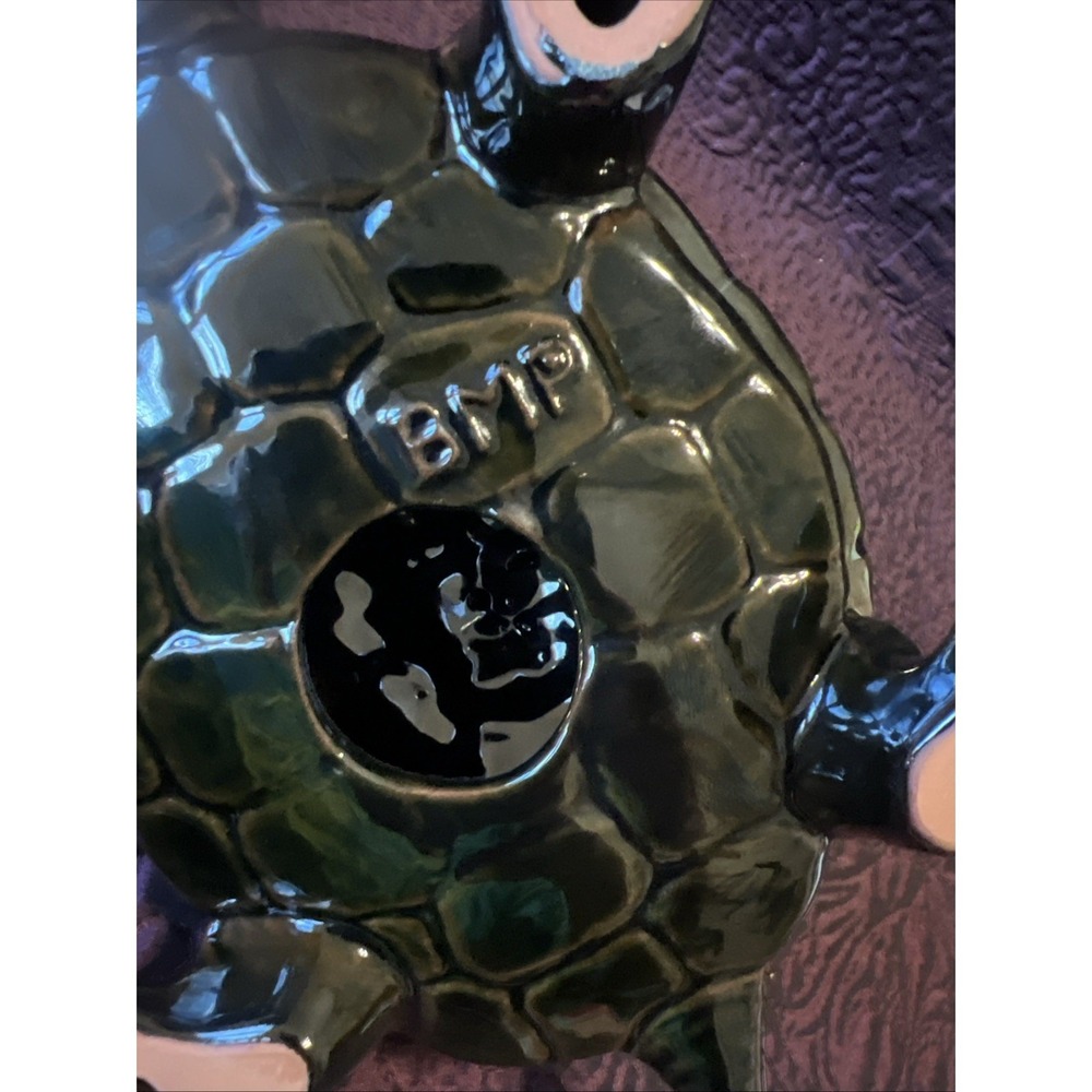 Vintage Blue Mountain Pottery Sea Turtle Canada Green Drip Glaze BMP 9x7x4 Walks - Picture 10 of 14